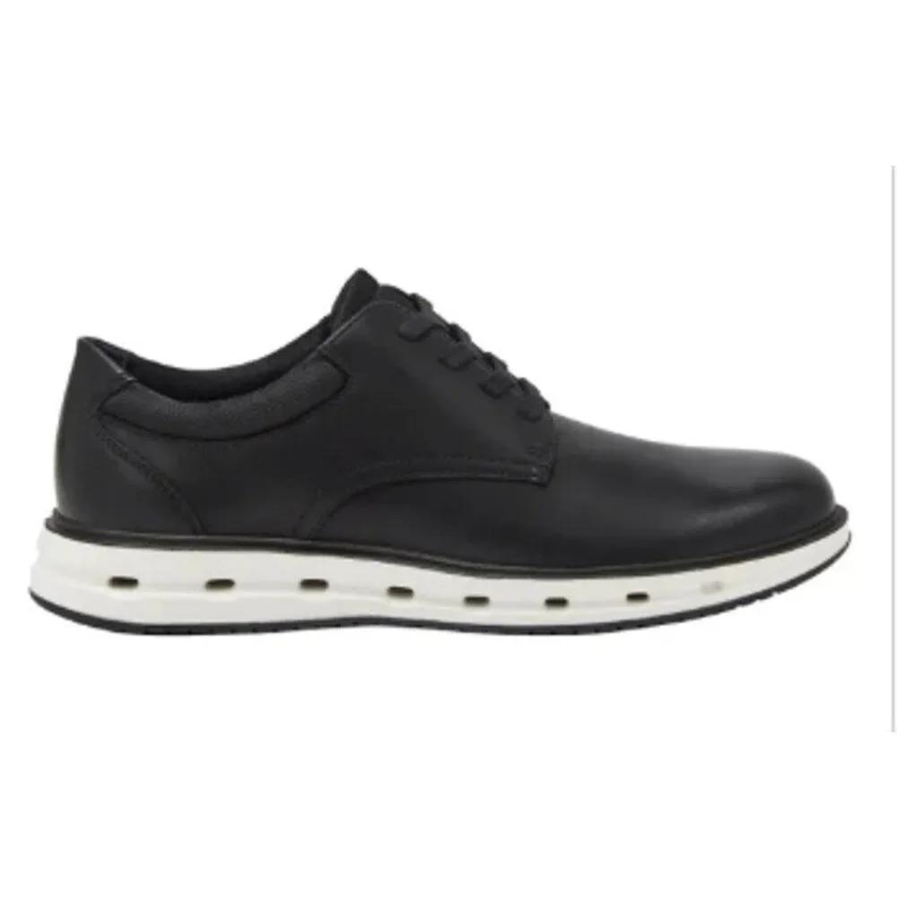 Lands End step out